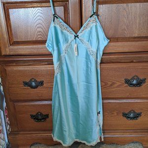 Victoria's Secret Nightgown Slip - Size M